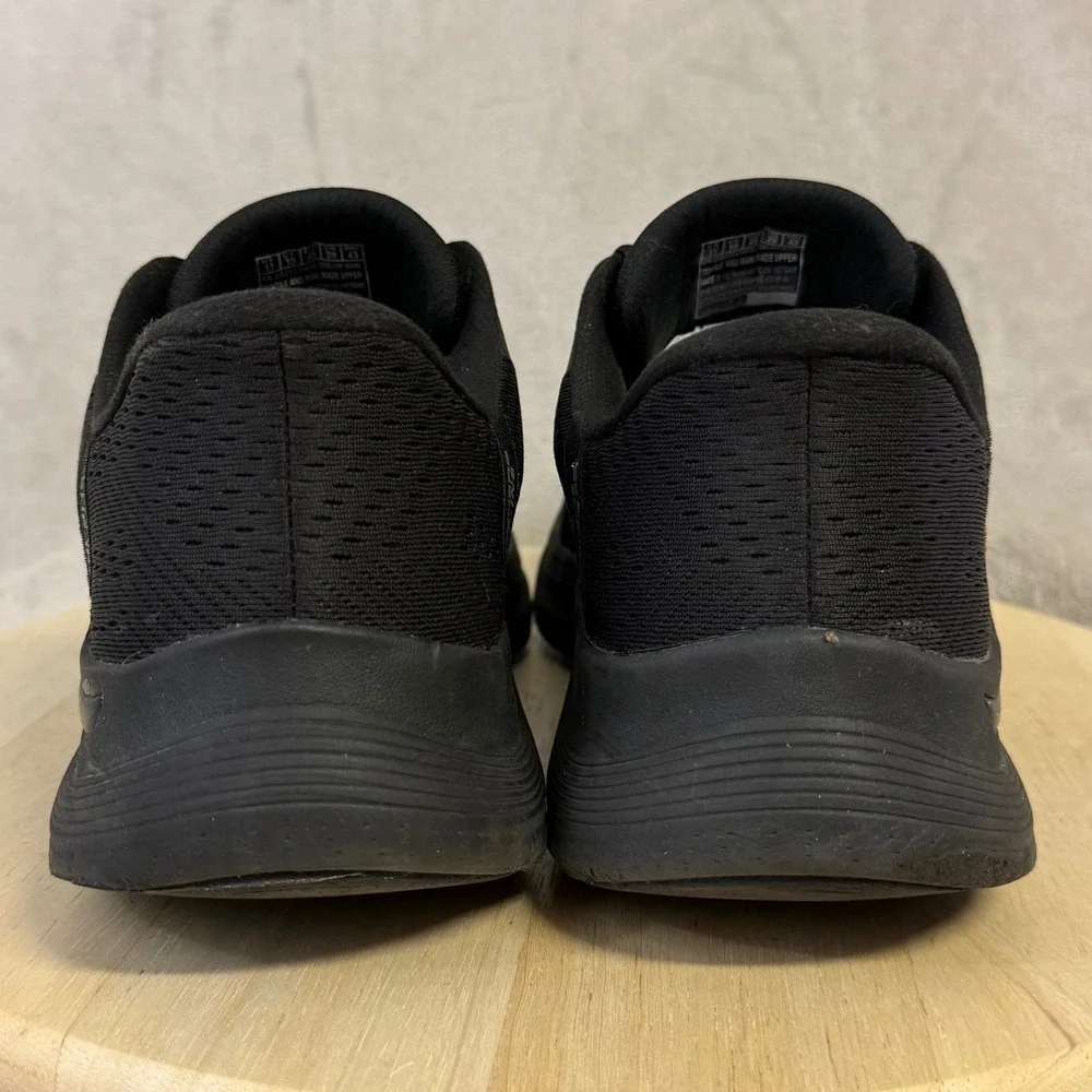 Skechers hands free